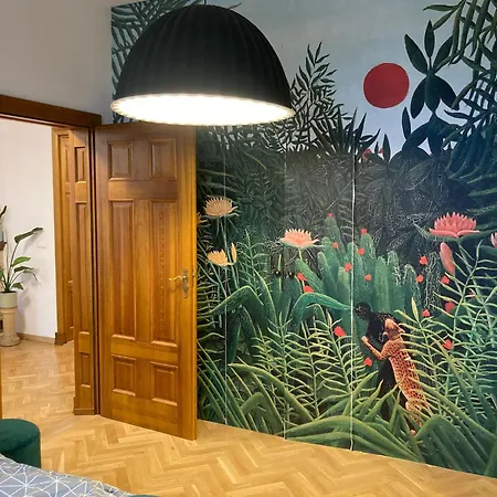 W Palacu Mysliwskim Apartment *